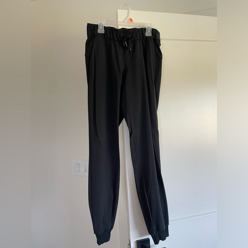 Lululemon joggers